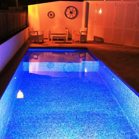 Villa Arecas Mansion